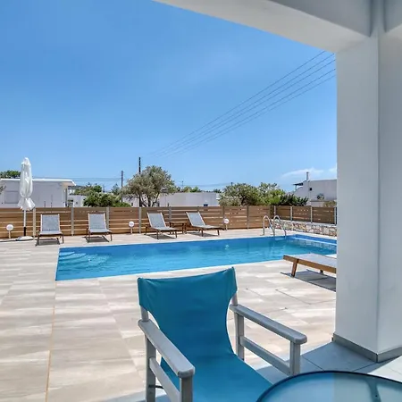 Appartement Ippocampos Seaside Serenity - Unwind At Paros Poolside Retreats Alikí