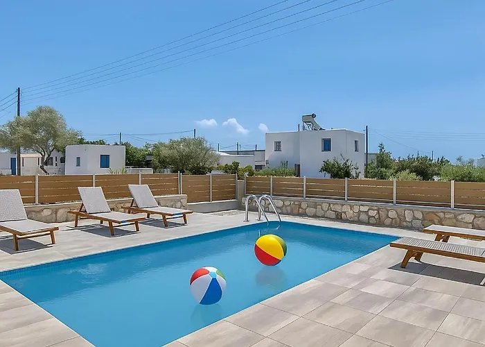 Ippocampos Seaside Serenity - Unwind At Paros Poolside Retreats Lägenhet Alikí