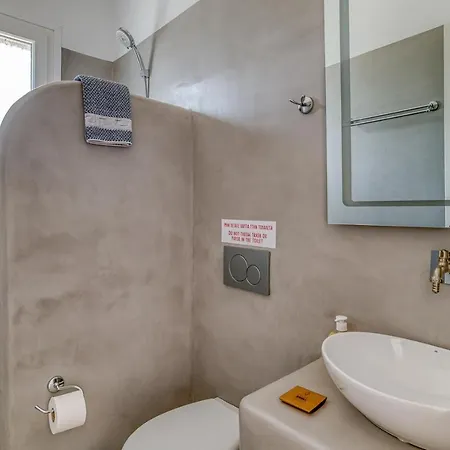 Apartment Ippocampos Seaside Serenity - Unwind At Paros Poolside Retreats