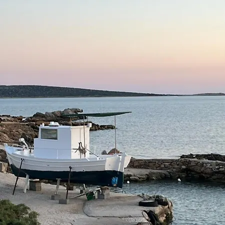 Ippocampos Seaside Serenity - Unwind At Paros Poolside Retreats * Alikí